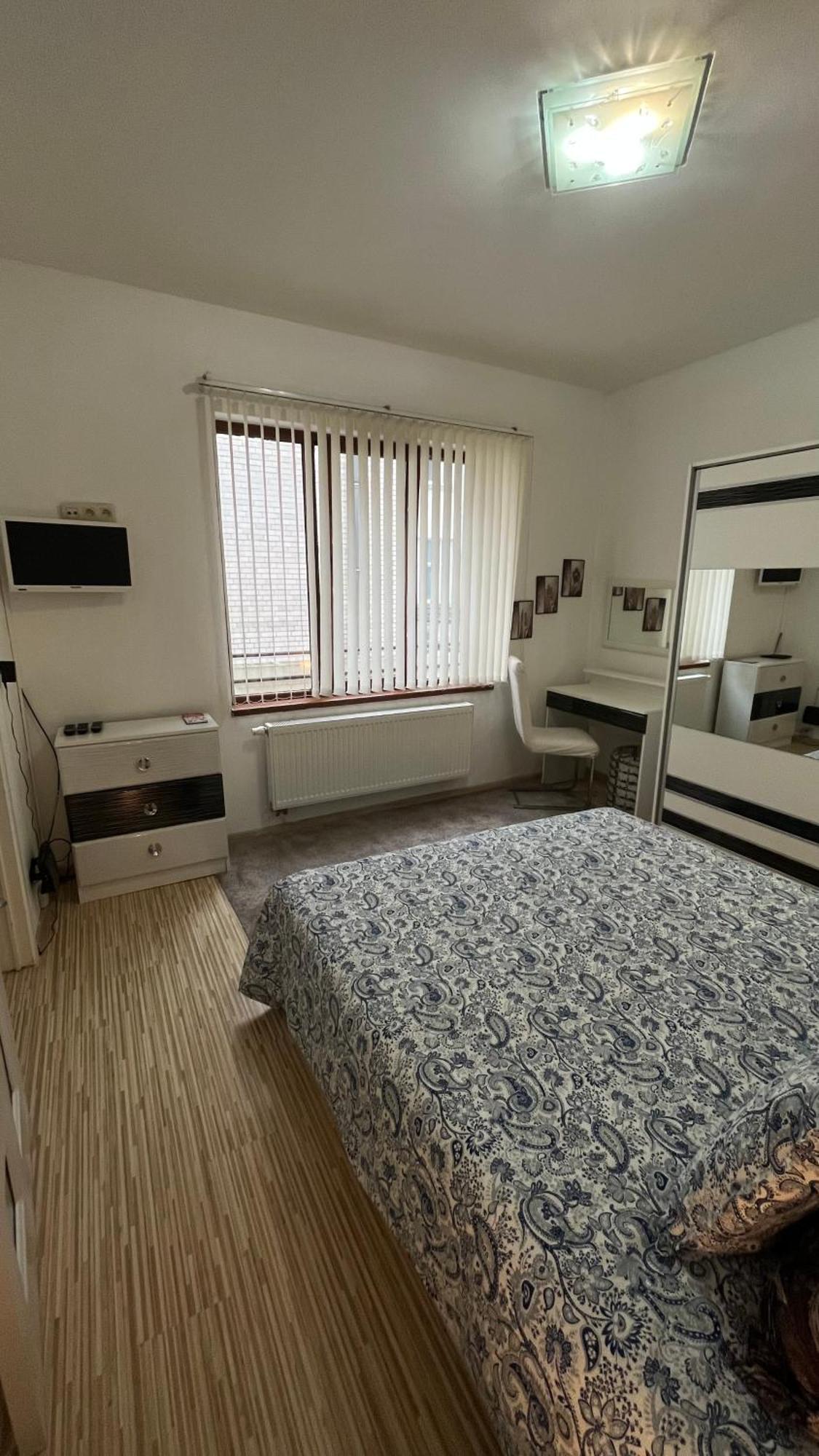 Two Bedroom Flat - Hyper Center Brussels — Foto’s 3